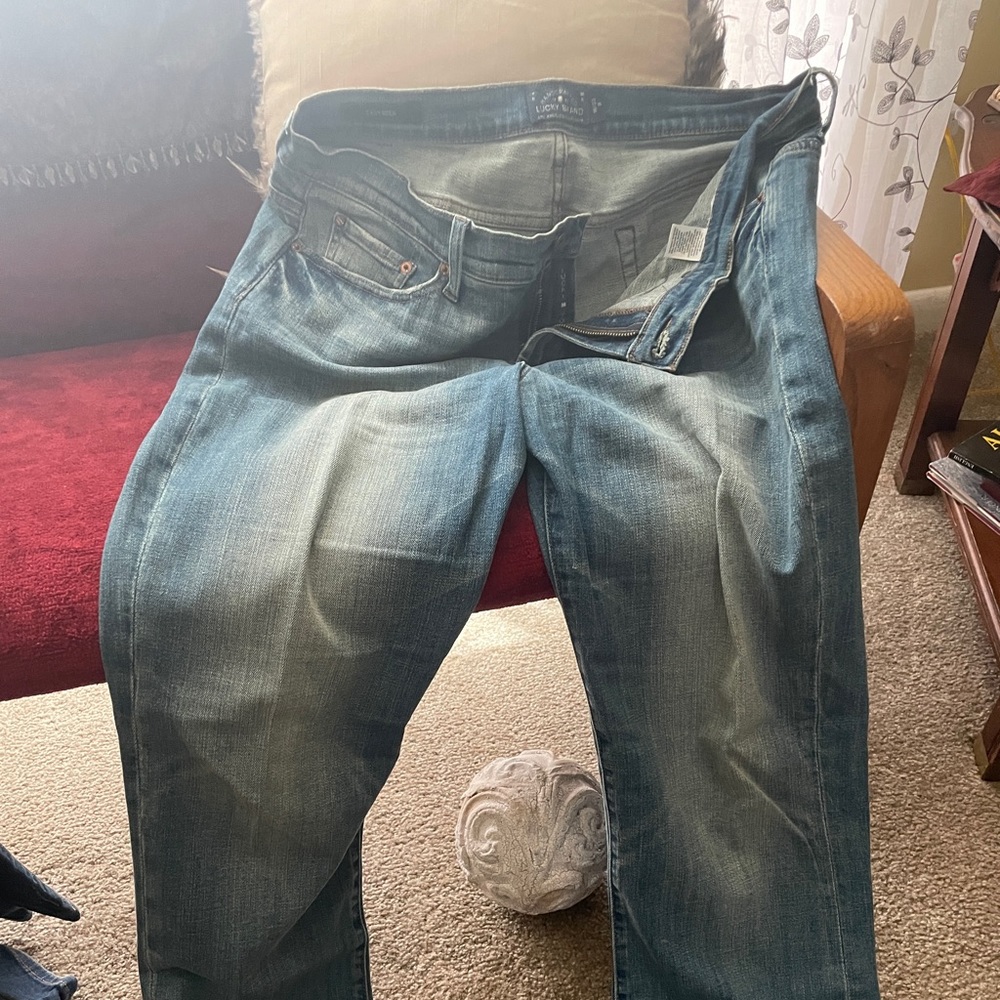 Lucky Brand size 16 easy rider jeans.